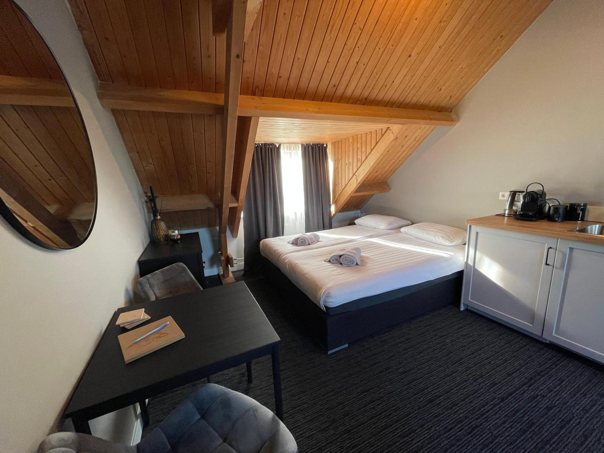 Sintlievens Apartment Zierikzee Bagian luar foto